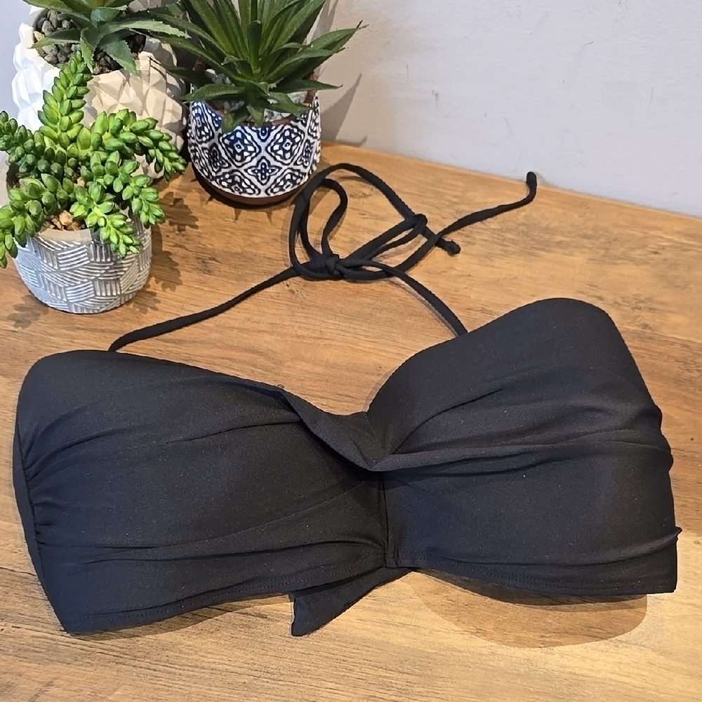 Mynah - Adjustable Straps Bandeau Bikini Swimsuit Top in Classic Black
